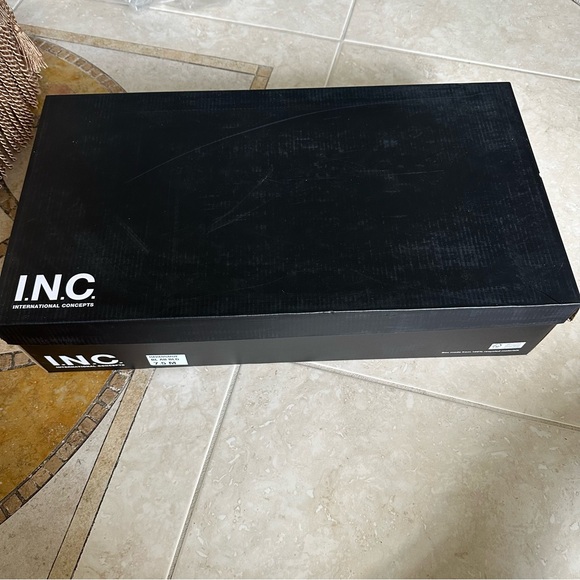 Stunning brand new Christmas Boots - Picture 9 of 9